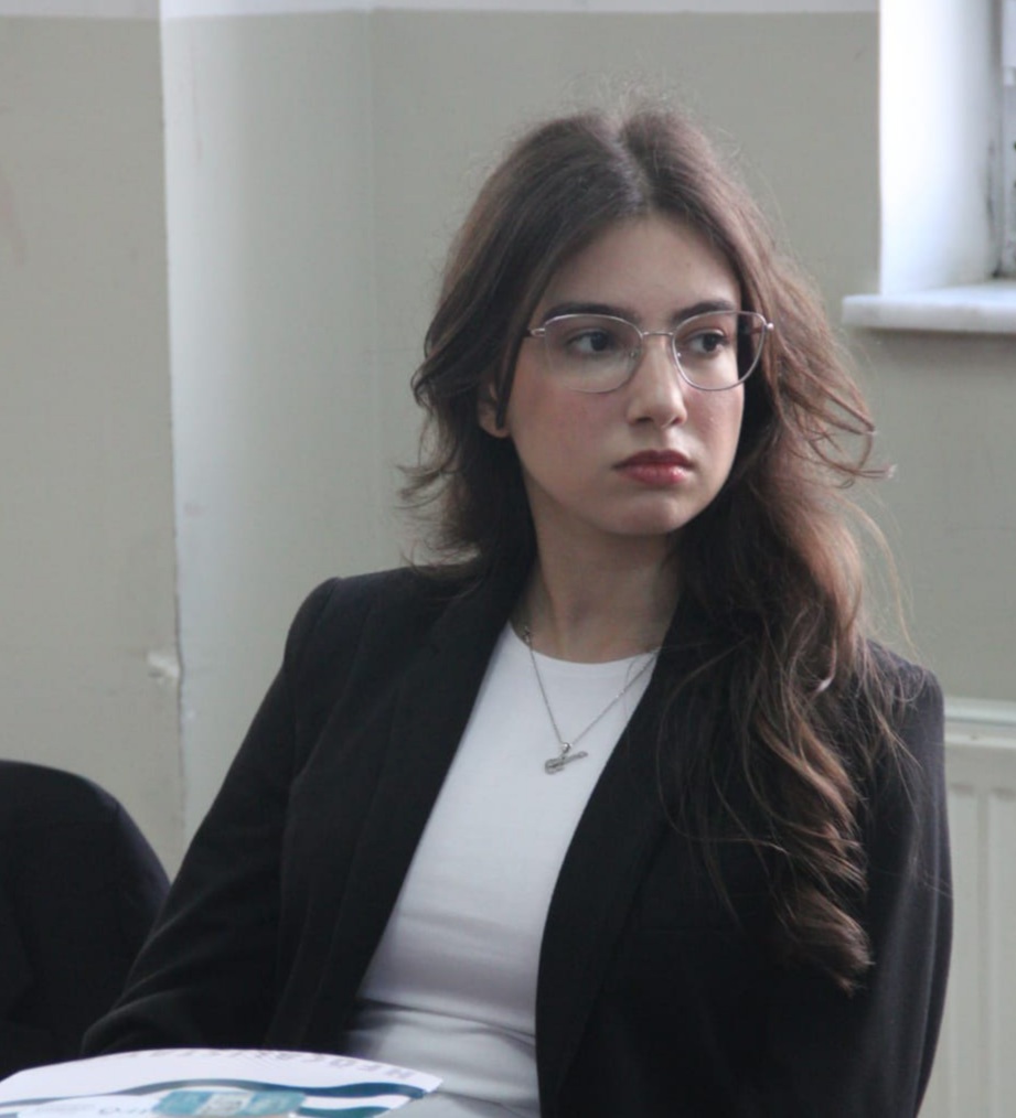 Deniz Selçuk